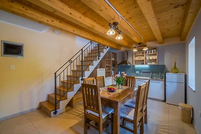 Villa tranquilla a Rakalj con piscina
