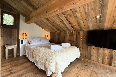 Chalet in Les Gets mit Jacuzzi & Blick