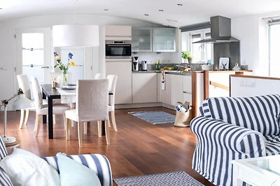 Villa sull'acqua a Loosdrecht con terrazza