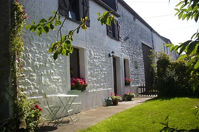 Ferienhaus mit privatem Garten in...