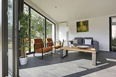 Entworfen Chalet mit Smart TV, neben BOS