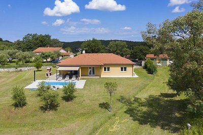 Villa di lusso con piscina privata a Rovigno