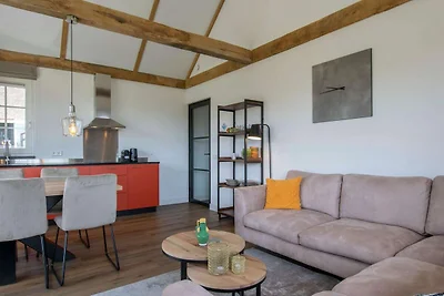 Villa in paglia in un villaggio turistico