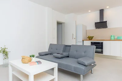 Aroa 1 - Apartment In Cala Rajada