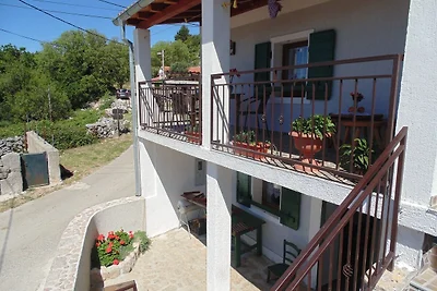 Ferienhaus in Starigrad mit Garten