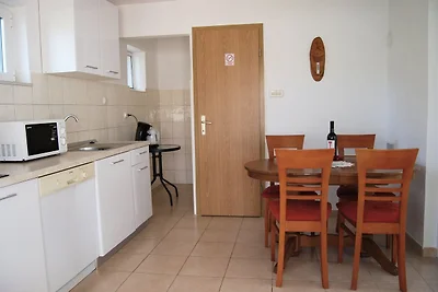 Apartment Lili- One Bedroom Apartment with Te...