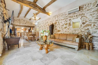Casa vacanze in pietra con piscina privata
