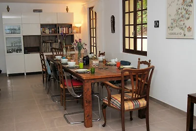 Villa in Berlou mit Swimmingpool