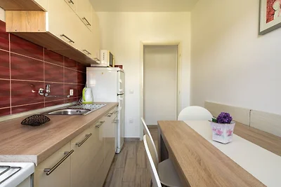 Casa vacanze a Rogoznica vicino alla Seabeach
