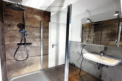 Apartament Mirror Curve