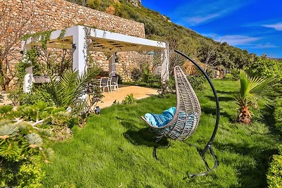 Villa in Kalkan mit Schwimmbecken