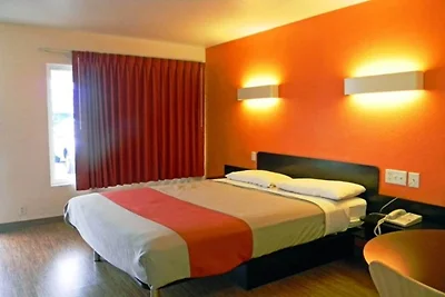 Elegant tweepersoonsbed (Queensize)