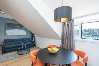 Apartments Villa Royale - One Bedroom Apartme...