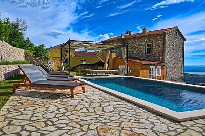 Villa in Grižane mit Schwimmbecken