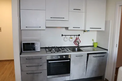 Spaziosa Casa vacanze a Lazise con piscina in...