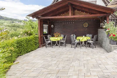 Wohnung mit überdachter Terrasse in...