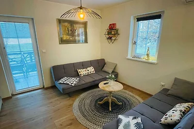 Rustic and Radiant Retreat Apartments with Te...