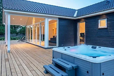 14 Personen Ferienhaus in Væggerløse