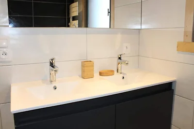 5 camere per 9 persone