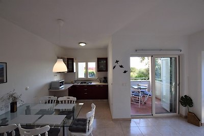 Großzügige Ferienwohnung mit Terrasse in...
