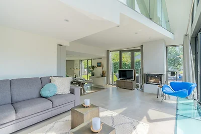 Charmante Villa für 8 Personen mit Whirlpool ...