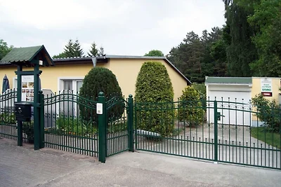 Appartement 3, Maison près de la forêt