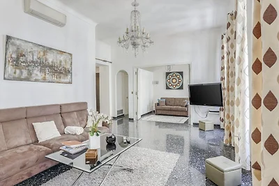 Boutique-Ferienwohnung in Nizza mit Balkon