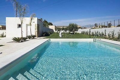 Luxury villa in Marsala with pool and private...