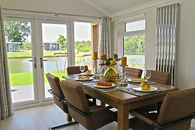 Chalet mit Geschirrspüler im grünen Kempen
