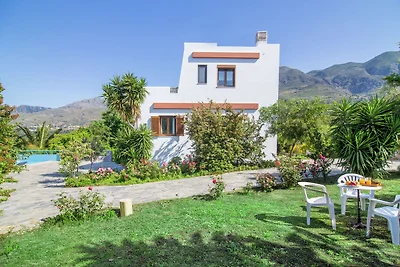 Villa in Lefkogia mit privatem Pool