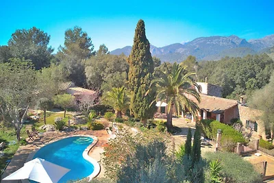 Huis in Pollensa met zwembad en barbecue