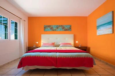 Ferienwohnung in Tias mit Schwimmbecken
