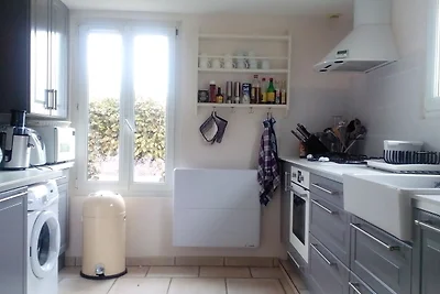 Gemütliches Ferienhaus in Droyes mit Terrasse