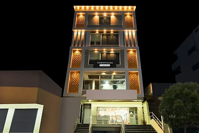 Super Townhouse Badangpet Crossway Hyderabad