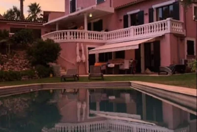 Maisons & Villas für 11 Personen