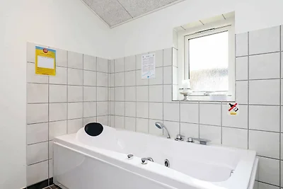 10 Personen Ferienhaus in Løgstør-By Traum