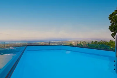 Villa con 3 camere da letto a Maroulas