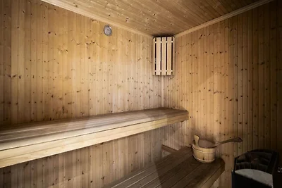 Chalet in Courchevel mit Sauna und Terrasse