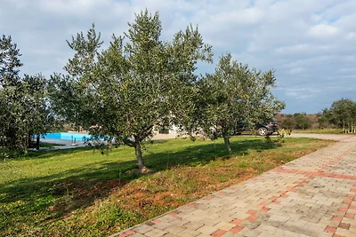 Schönes Ferienhaus in Novigrad mit privatem...