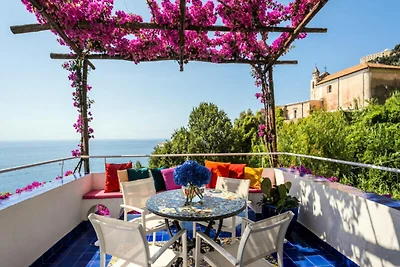 Villa ad Amalfi con piscina e vista mare