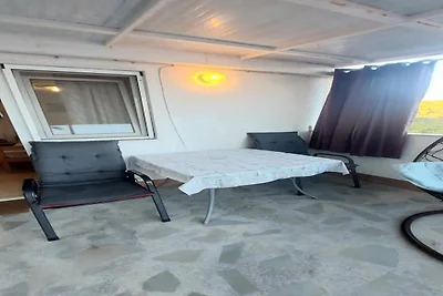 Elegantes Apartment mit Meerblick