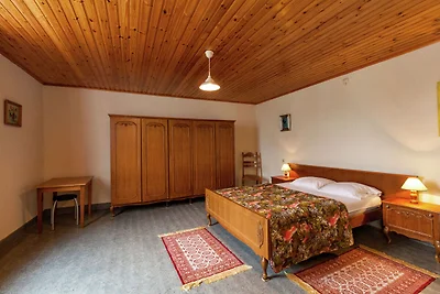 Ferienhaus in Bastogne mit Garten