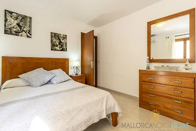 Haus in Pollenà mit Terrasse und Grill