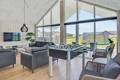 26 Personen Ferienhaus in Spøttrup