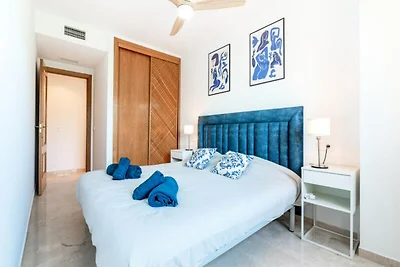 Wohnung in Estepona mit Zugang zum Strand