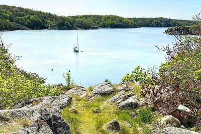 6 Personen Ferienhaus in UDDEVALLA-By Traum