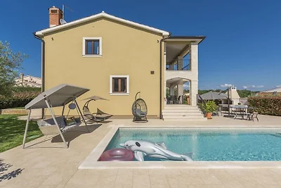 Villa in Poreč mit Schwimmbecken