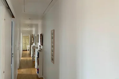 Schöne Wohnung, 2 Terrassen, Strandnähe