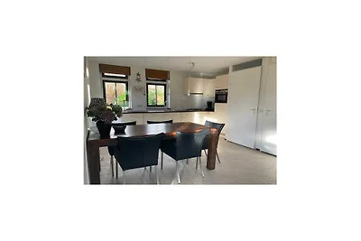Ferienhaus in Schoorl mit Terrasse