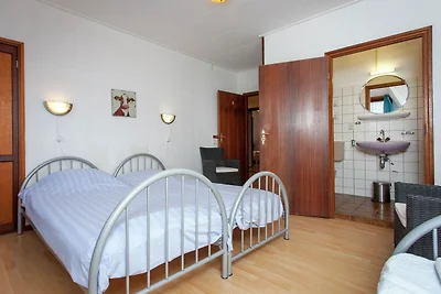Moderna casa colonica in Frisia in riva al...